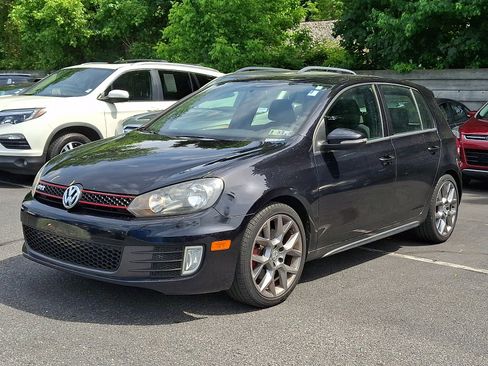 Used 2013 Volkswagen GTI 4-Door FWD image 2