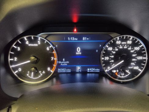 Used 2025 Nissan Altima 2.5 SV FWD image 23