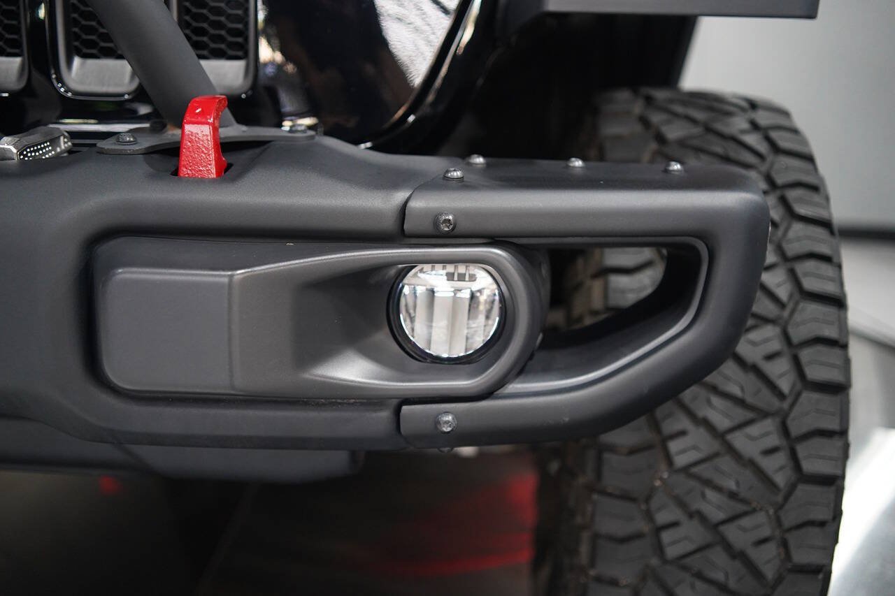 Used 2018 Jeep Wrangler Unlimited Rubicon AWD/4WD image 18