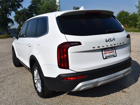 Used 2022 Kia Telluride LX image 5