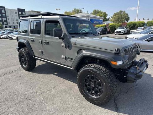 Used 2021 Jeep Wrangler Unlimited Sport image 4