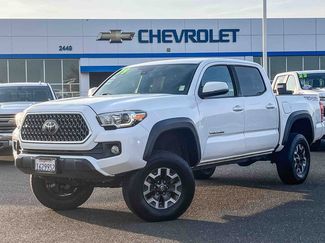 Used 2019 Toyota Tacoma SR5 video 1
