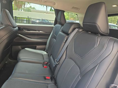 Used 2023 INFINITI QX60 Pure w/ Cargo Package FWD image 12