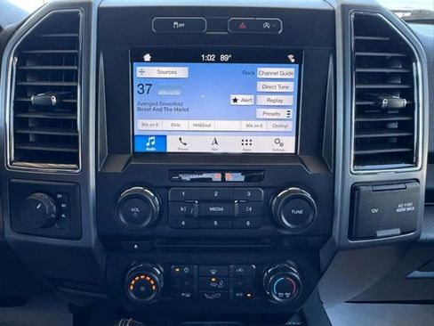 Used 2018 Ford F150 XLT w/ Equipment Group 302A Luxury AWD/4WD image 10