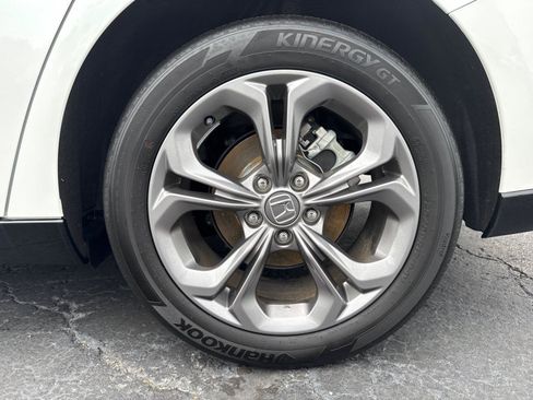 Used 2024 Honda Accord EX-L image 31