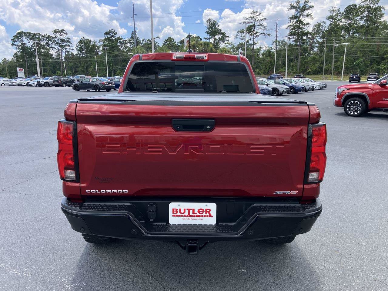 Used 2024 Chevrolet Colorado ZR2 w/ ZR2 Convenience Package III AWD/4WD image 4