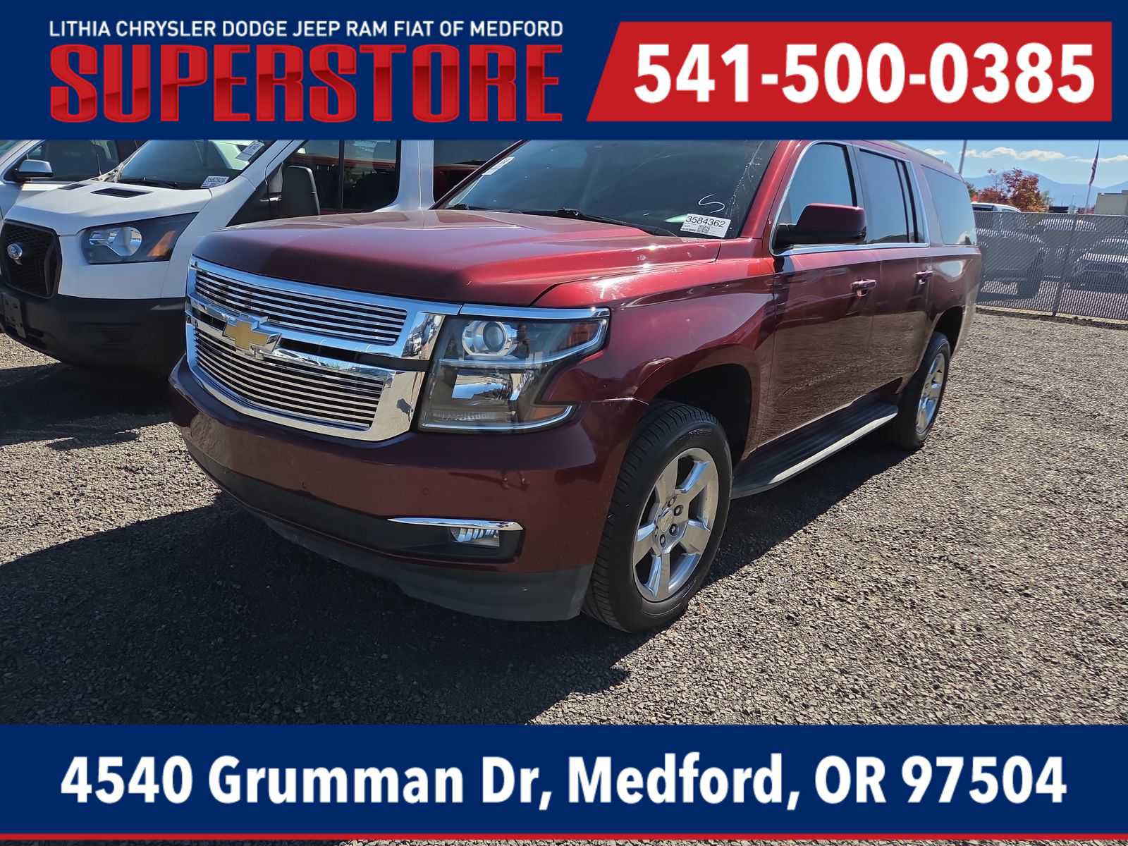 Used 2017 Chevrolet Suburban LT w/ Luxury Package RWD image 1