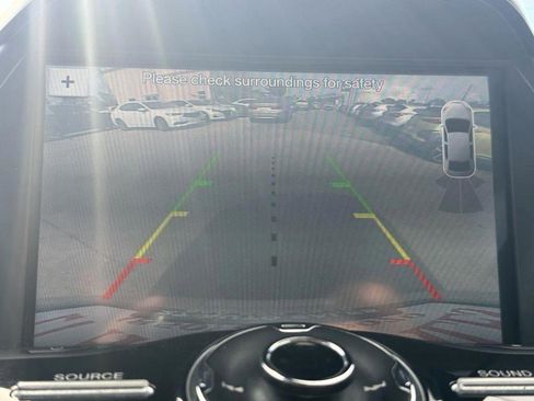 Used 2017 Ford Escape Titanium FWD image 16