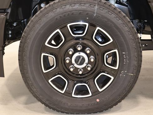 New 2026 Ford F250 Platinum image 39