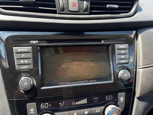 Used 2020 Nissan Rogue SV AWD/4WD image 7