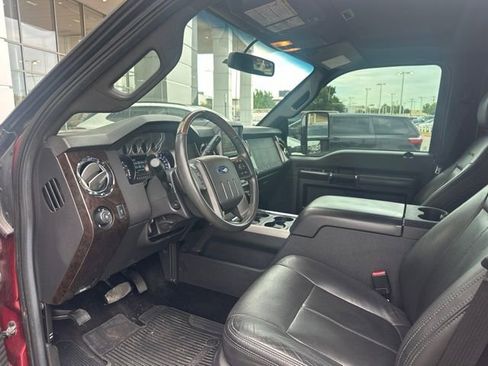 Used 2014 Ford F250 Platinum w/ FX4 Off-Road Package AWD/4WD image 5