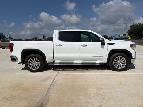 Used 2021 GMC Sierra 1500 SLT w/ SLT Premium Package RWD image 4