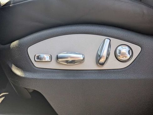 Used 2024 Porsche Macan S AWD/4WD image 21