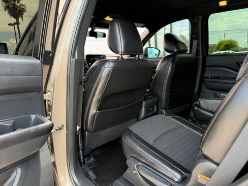 Used 2023 Nissan Pathfinder Rock Creek AWD/4WD image 43