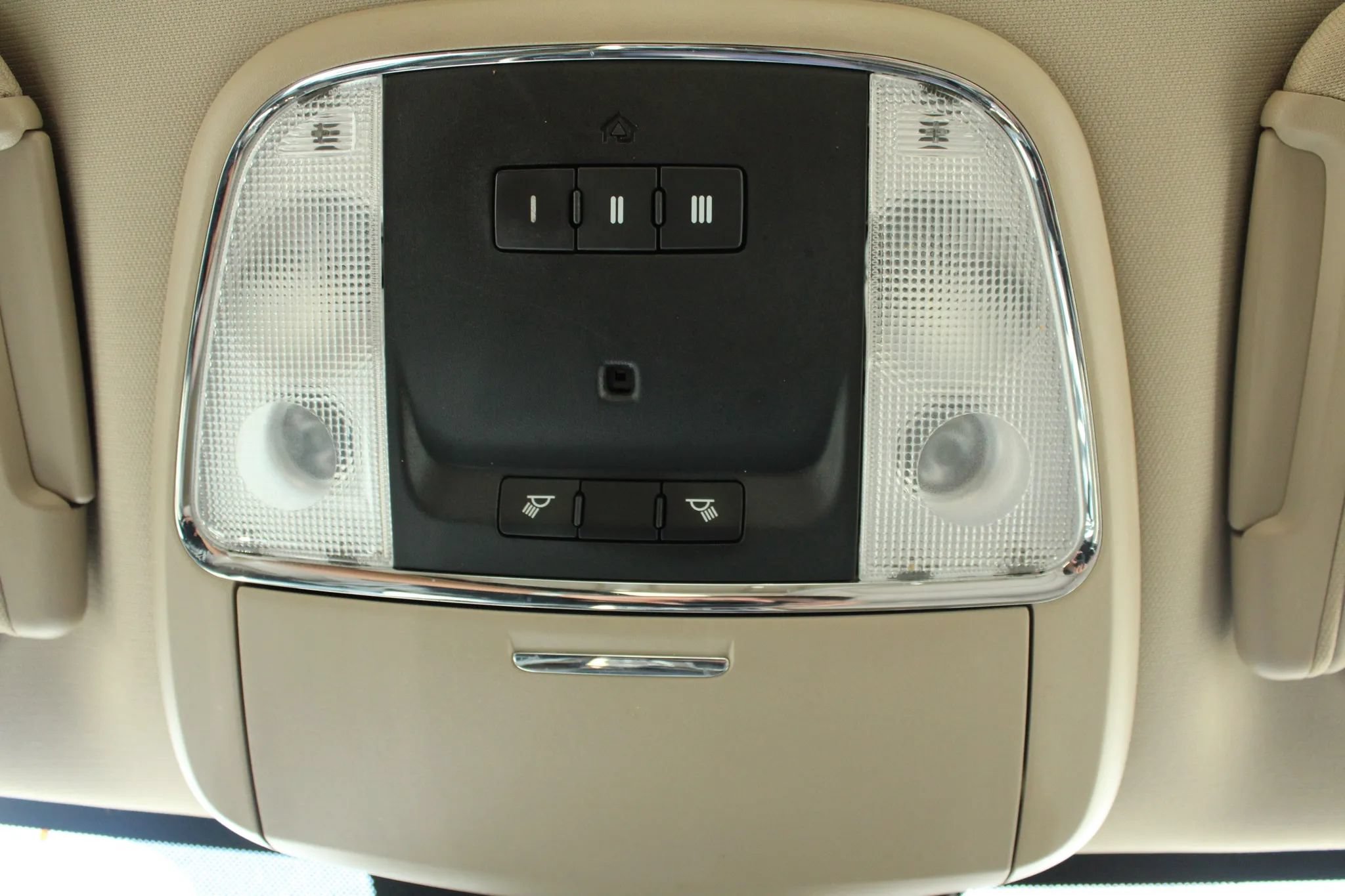 Used 2011 Chrysler 300 Limited w/ Sound Group RWD image 21