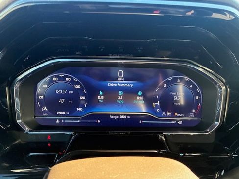 Used 2025 Chevrolet Silverado 3500 LT image 12