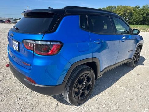 Used 2024 Jeep Compass Trailhawk AWD/4WD image 5