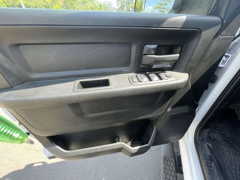 Used 2020 RAM 3500 Tradesman w/ Chrome Appearance Group image 20