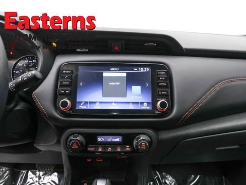 Used 2024 Nissan Kicks SR image 12