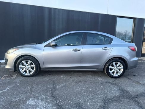 Used 2010 MAZDA MAZDA3 i Touring image 3