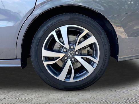 Used 2023 Honda Odyssey Touring image 21