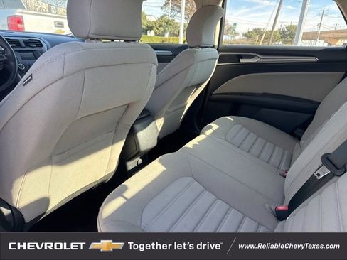 Used 2017 Ford Fusion S image 12