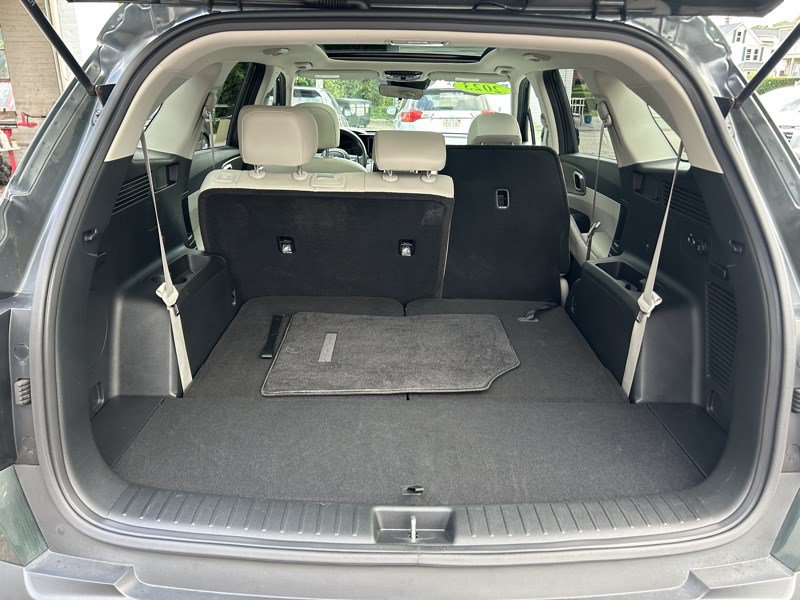 Used 2023 Kia Sorento S w/ Panoramic Sunroof Package AWD/4WD image 12