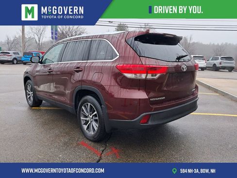 Used 2019 Toyota Highlander XLE image 6