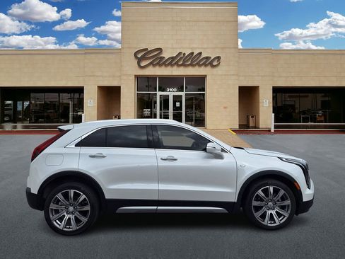 Certified 2023 Cadillac XT4 Premium Luxury w/ Technology Package image 2