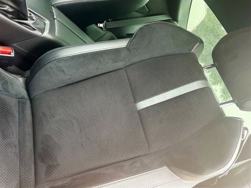 Used 2023 Toyota GR86 Premium image 18