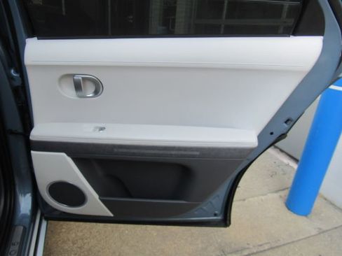 Used 2023 Hyundai Ioniq 5 Limited image 27