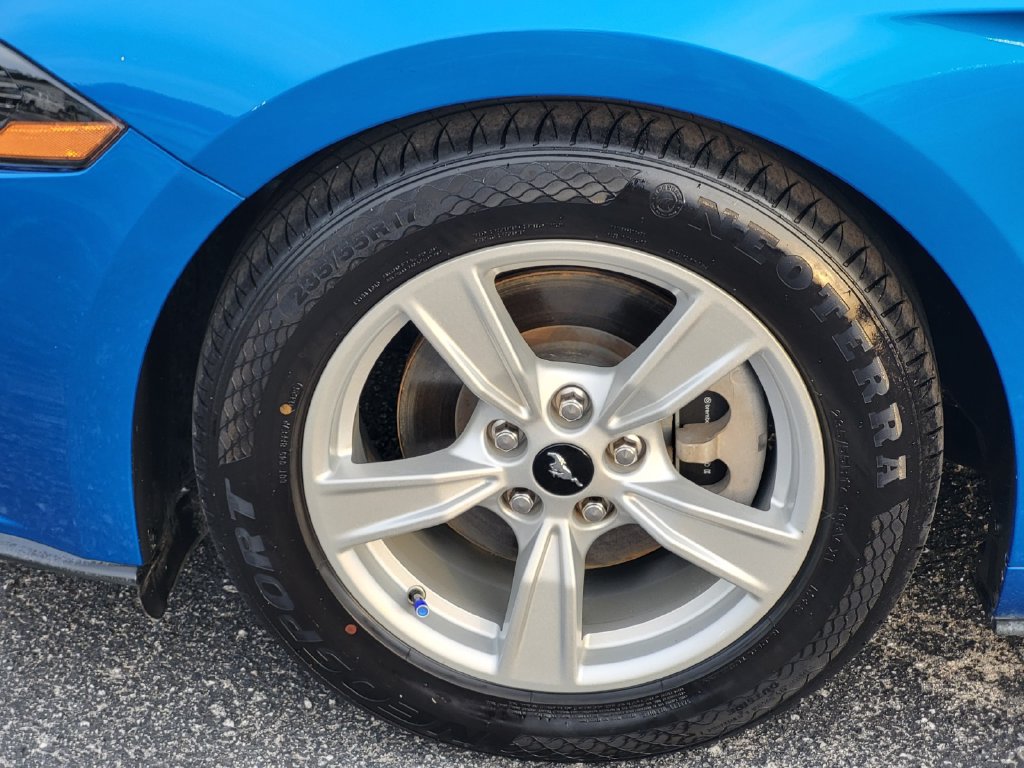 Used 2021 Ford Mustang Coupe RWD image 8