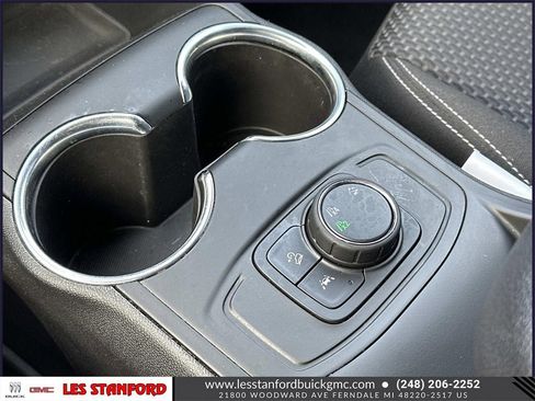 Certified 2022 GMC Terrain SLE image 32