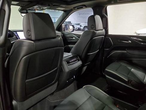 Used 2023 Cadillac Escalade Sport w/ Touring Package AWD/4WD image 29
