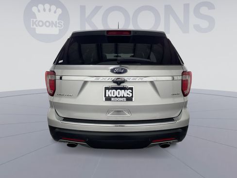 Used 2019 Ford Explorer Limited w/ Class III Trailer Tow Package image 5