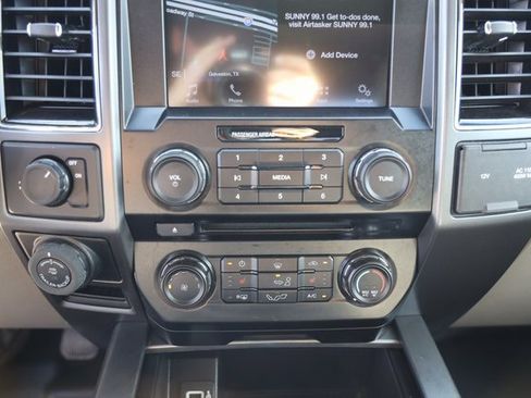 Used 2017 Ford F150 XLT w/ Equipment Group 302A Luxury image 18