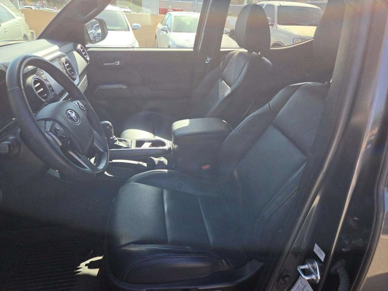 Certified 2023 Toyota Tacoma TRD Sport w/ TRD Premium Sport Package AWD/4WD image 11