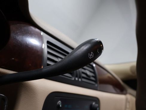 Used 2006 Buick Lucerne CXL w/ Luxury Package image 31