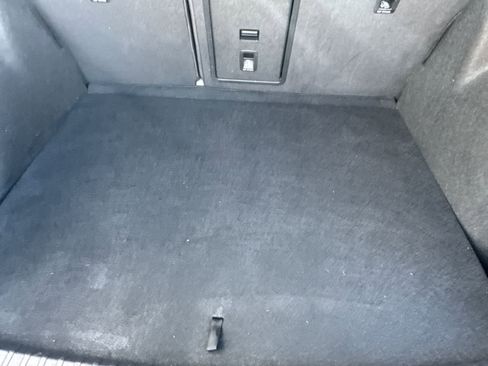 Used 2023 Volkswagen Taos SE image 19