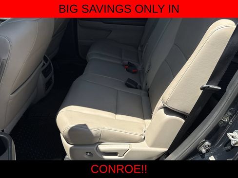 Used 2016 Honda Pilot Touring image 24