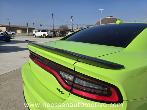 Used 2023 Dodge Charger R/T w/ Plus Group image 9