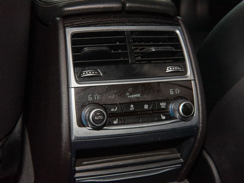 Used 2019 BMW 740i w/ M Sport Package image 15