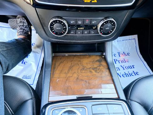 Used 2019 Mercedes-Benz GLS 450 4MATIC w/ Premium 1 Package image 21