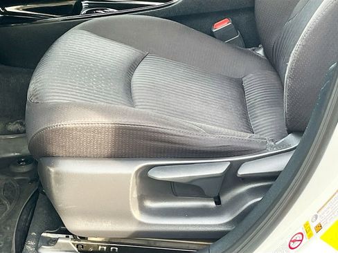 Used 2019 Toyota Prius Prime Plus image 19