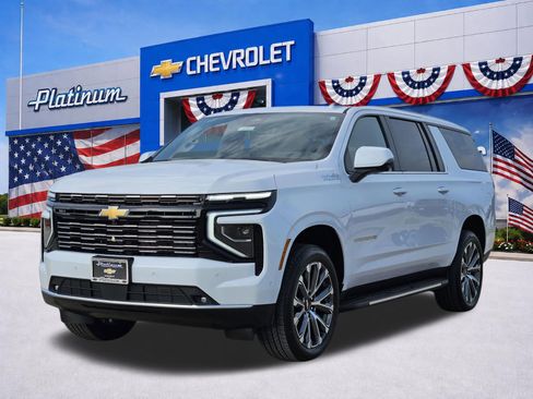 New 2026 Chevrolet Suburban High Country AWD/4WD image 2
