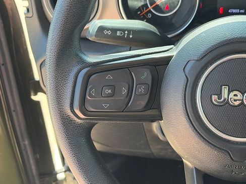 Used 2022 Jeep Wrangler Unlimited Sport AWD/4WD image 21