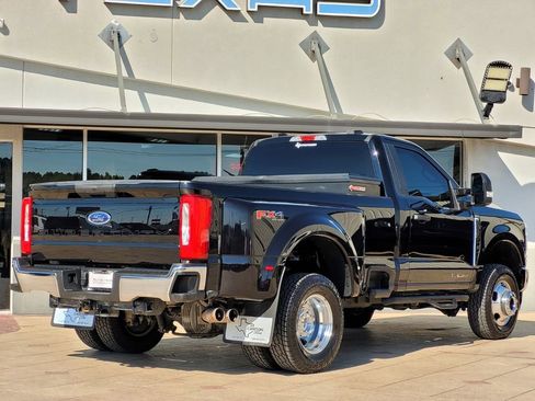 Used 2023 Ford F350 XLT w/ FX4 Off-Road Package image 6