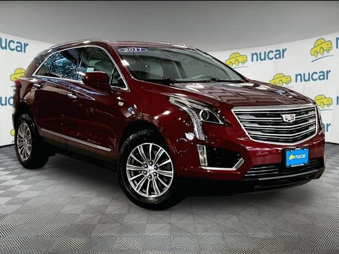 Used 2017 Cadillac XT5 Luxury w/ Driver Awareness Package AWD/4WD image 1