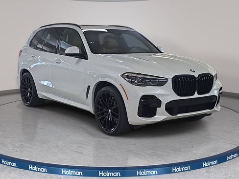 Used 2022 BMW X5 sDrive40i w/ M Sport Package RWD image 4