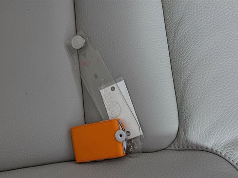 Used 2023 Volvo XC60 B5 Plus w/ Protection Package Premier image 33